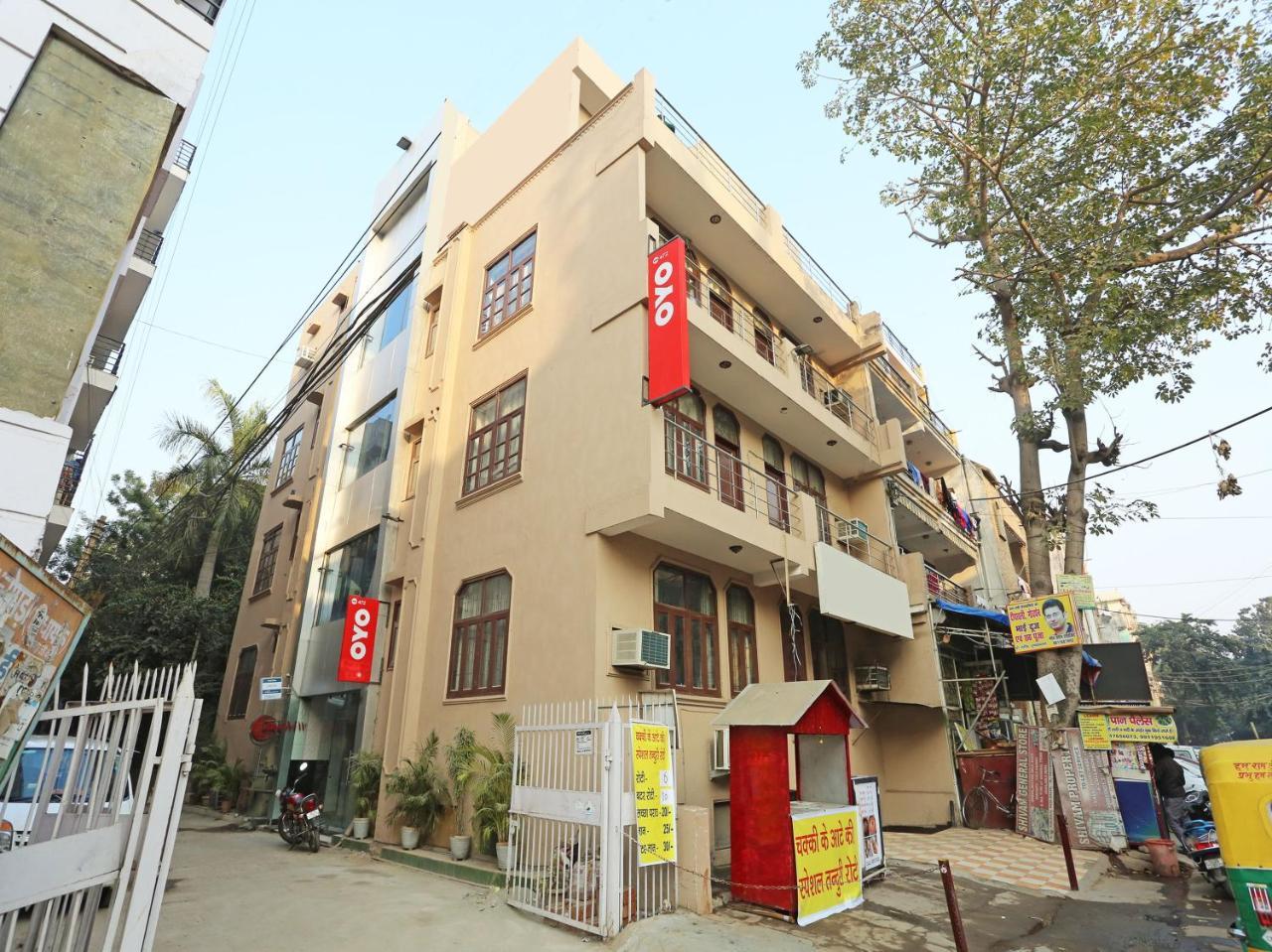 Oyo 472 Hotel Sareen Nova Deli Exterior foto